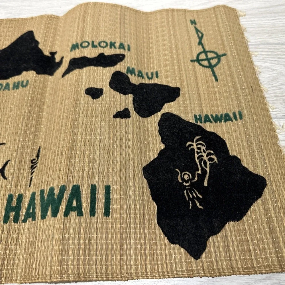 Hawaiian Woven Placement 1960s The Islands of Hawaii Vintage 17.75x11.75